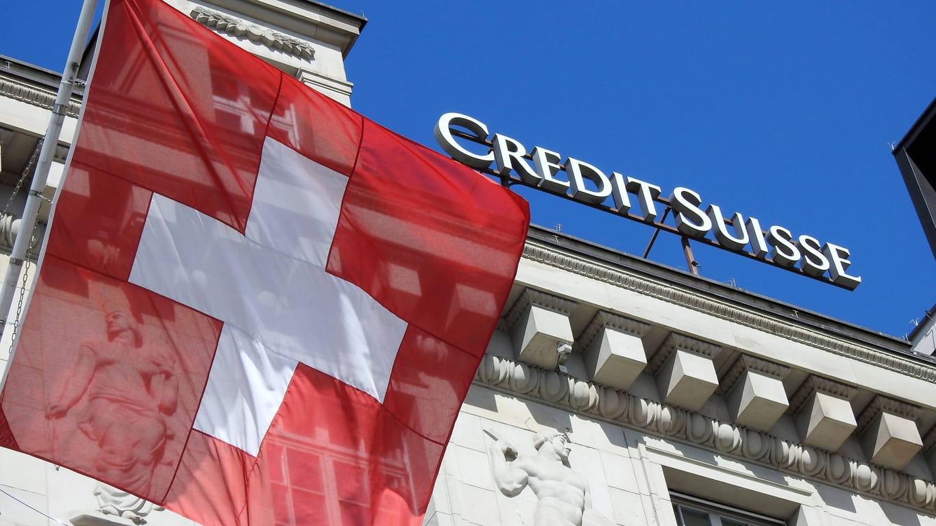 Credit Suisse: US-Behörden sollen offenbar gegen eine Gruppe von Banken ermitteln.