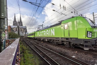 Flixtrain in Köln: Die Preise sind für den Streiktag enorm angestiegen.