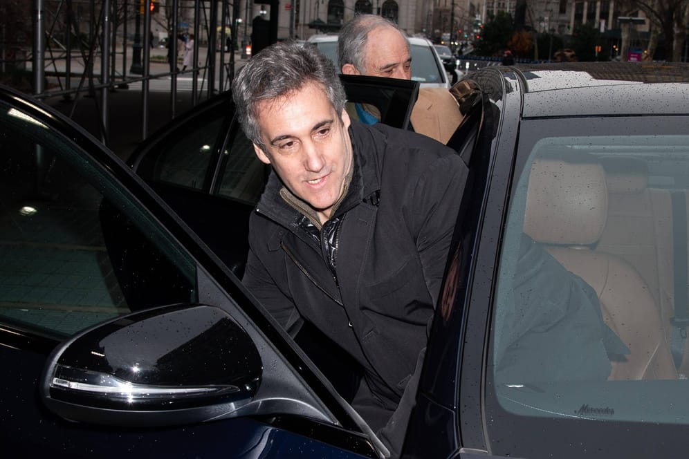 Trumps einstiger Anwalt Michael Cohen steht nun auf der anderen Seite - und seinem einstigen Chef vor Gericht gegenüber.