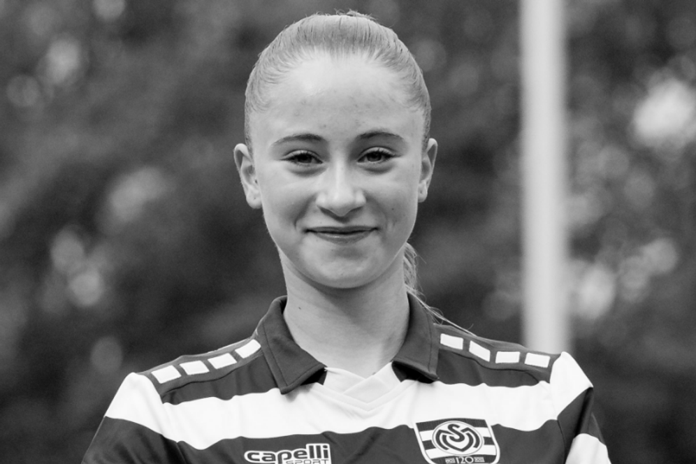 Charlotte Vellar spielte in der U17 beim MSV Duisburg.