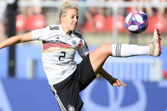 Carolin Simon am Ball: Die Nationalspielerin wird der DFB-Elf fehlen.