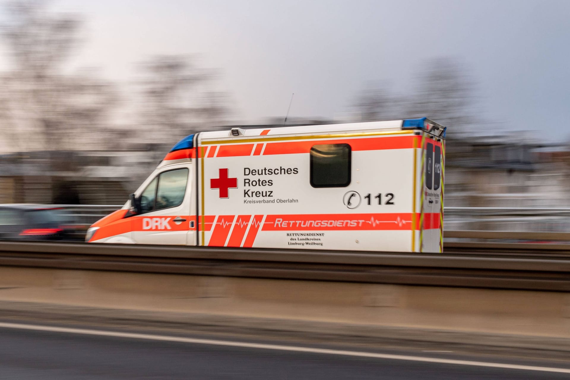 Krankenwagen des Deutschen Roten Kreuzes