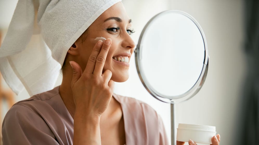Parfumfreie Gesichtscreme im Test: Die Zeitschrift "Öko-Test" zeigt empfehlenswerte Produkte.