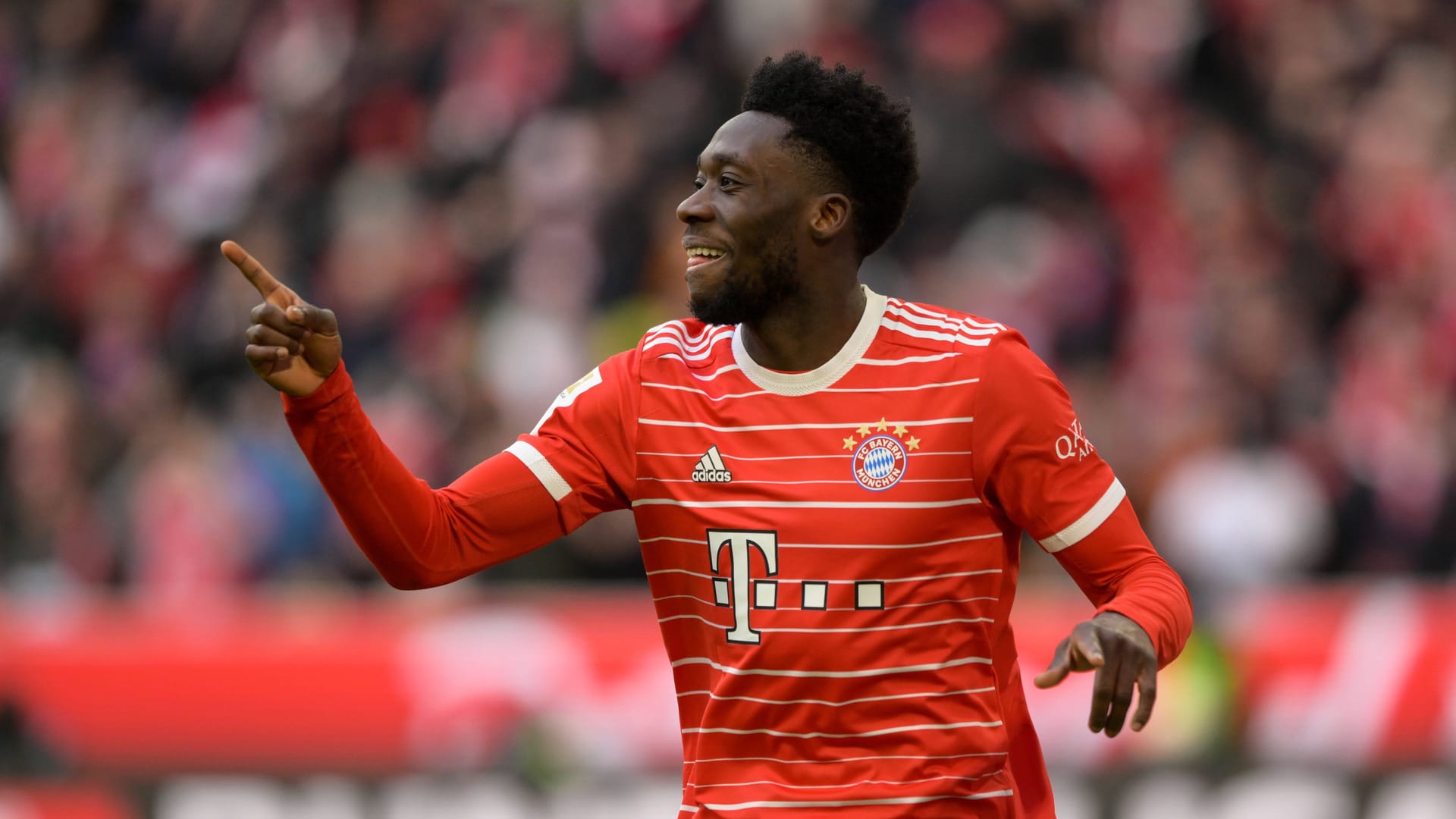 Alphonso Davies: Er jubelte nach seinem Treffer gegen den FC Augsburg am vergangenen Wochenende.