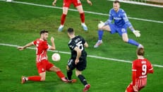 Elfer und Platzverweis: Freiburgs Traum endet gegen Juve