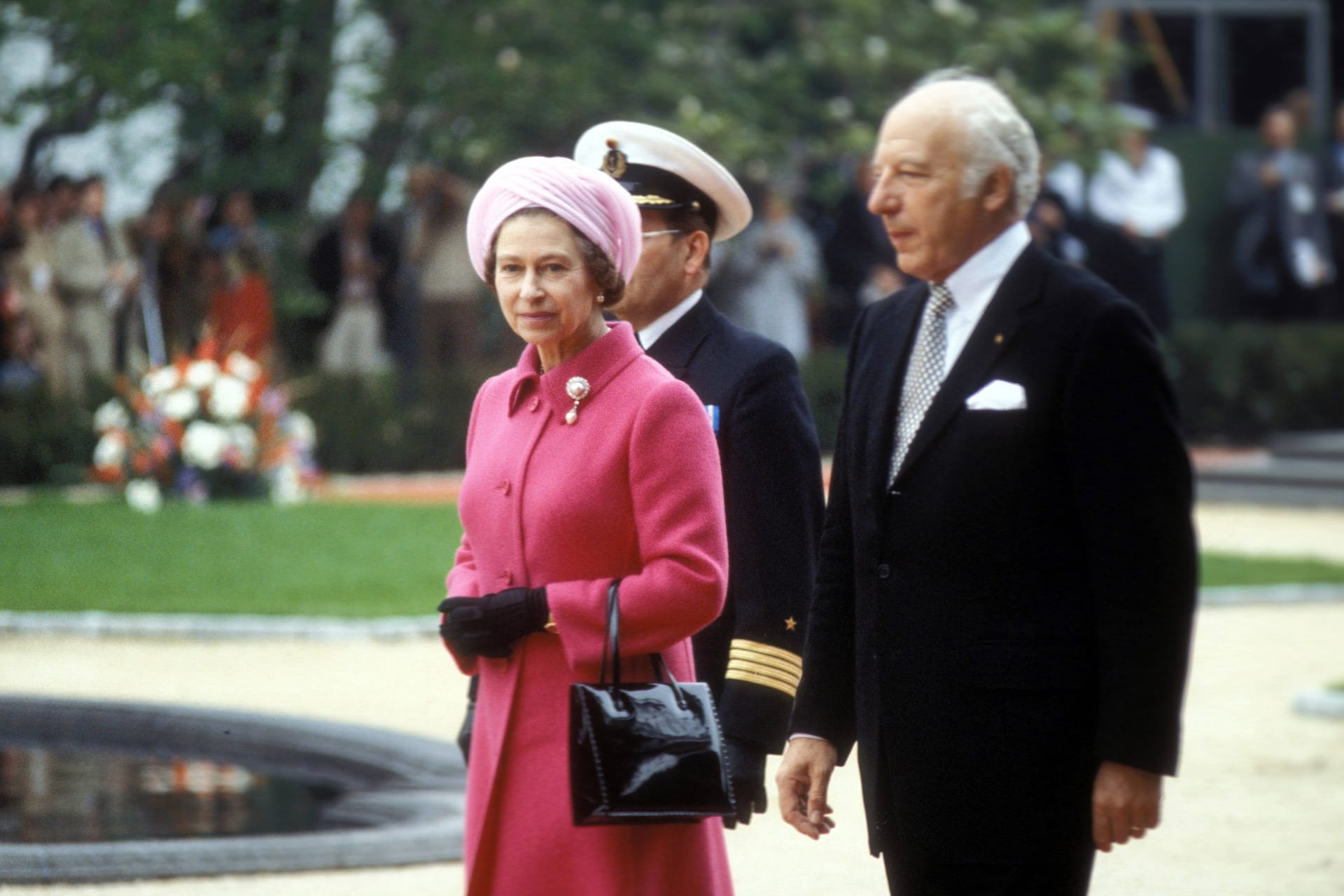 1978: Queen Elizabeth II. neben dem damaligen Bundespräsident Walter Scheel anlässlich eines Staatsbesuchs in Deutschland.