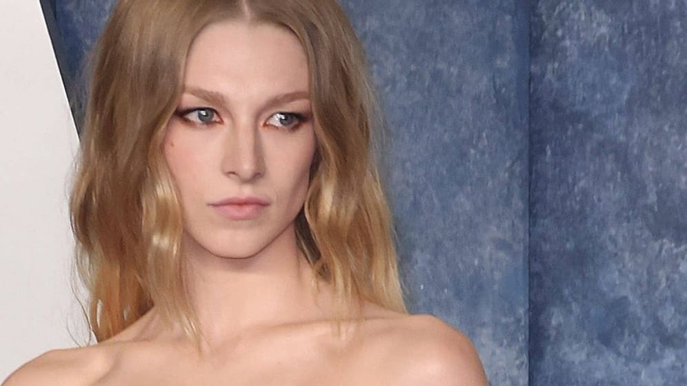 Hunter Schafer: Sie wählte den vermutlich gewagtesten Look der Oscar-Party.