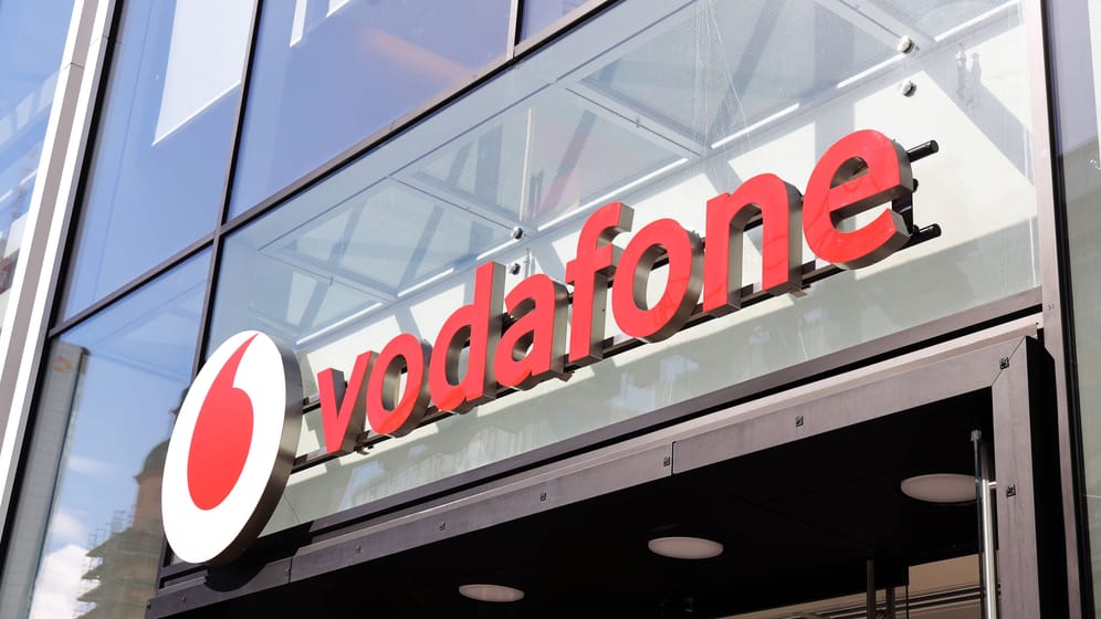 Vodafone (Symbolbild): Der Stellenabbau soll in Bereichen erfolgen, die keinen Kundenkontakt beinhalten.