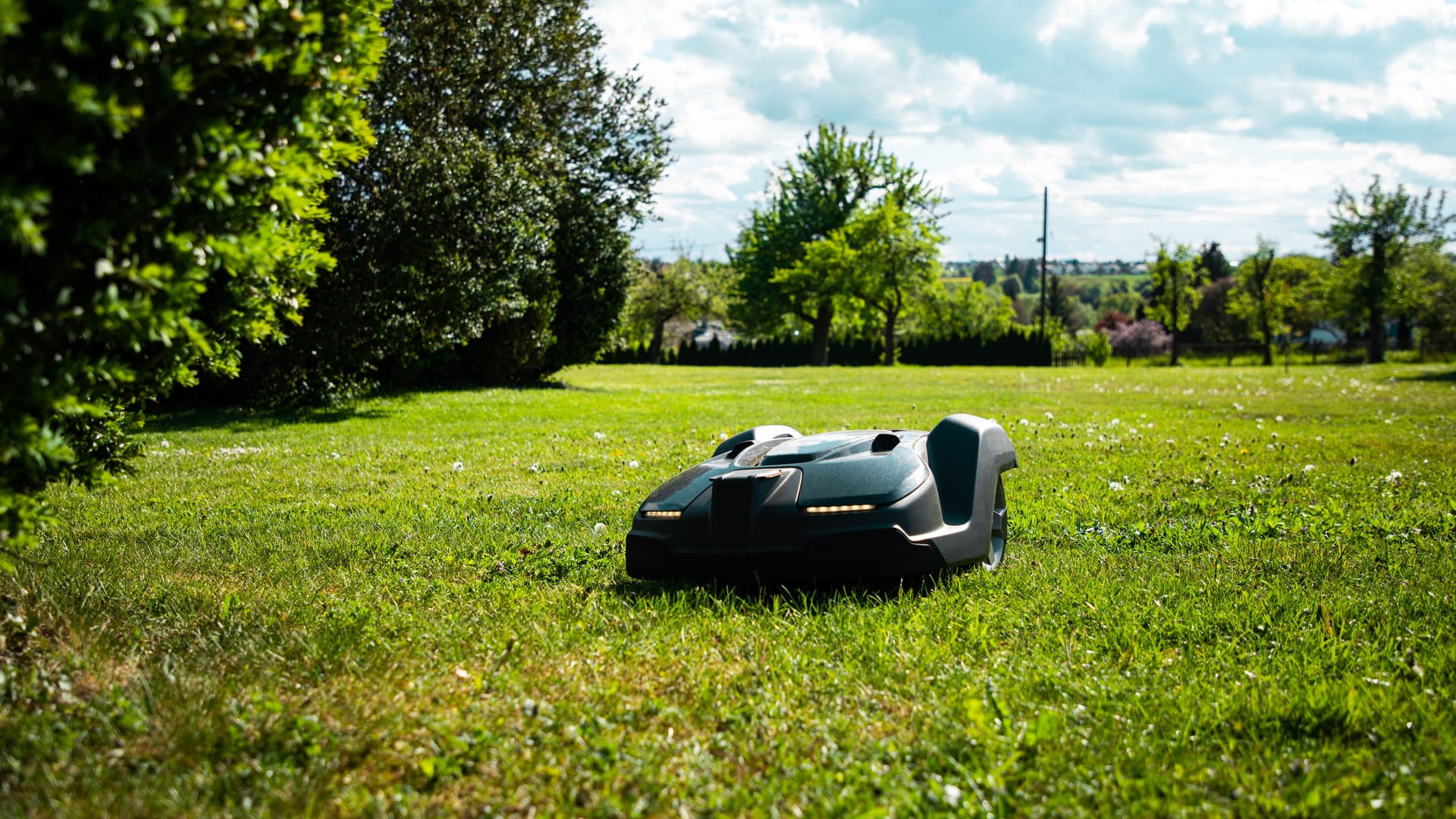 Die besten Mähroboter für die perfekte Rasenpflege.