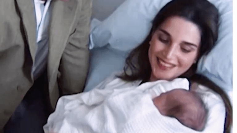 Königin Rania von Jordanien hat ein emotionales Familienvideo mit Aufnahmen ihrer Tochter Iman geteilt.