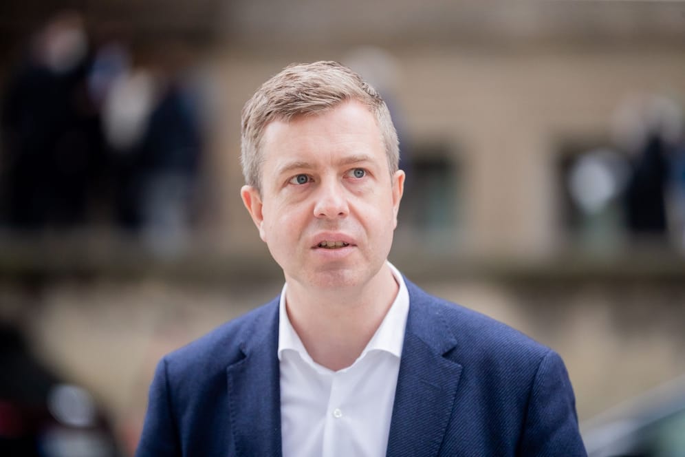 Stefan Evers (CDU) spricht: Klimaneutralität solle schnellstmöglich erreicht werden, ohne ein konkretes Zieljahr.