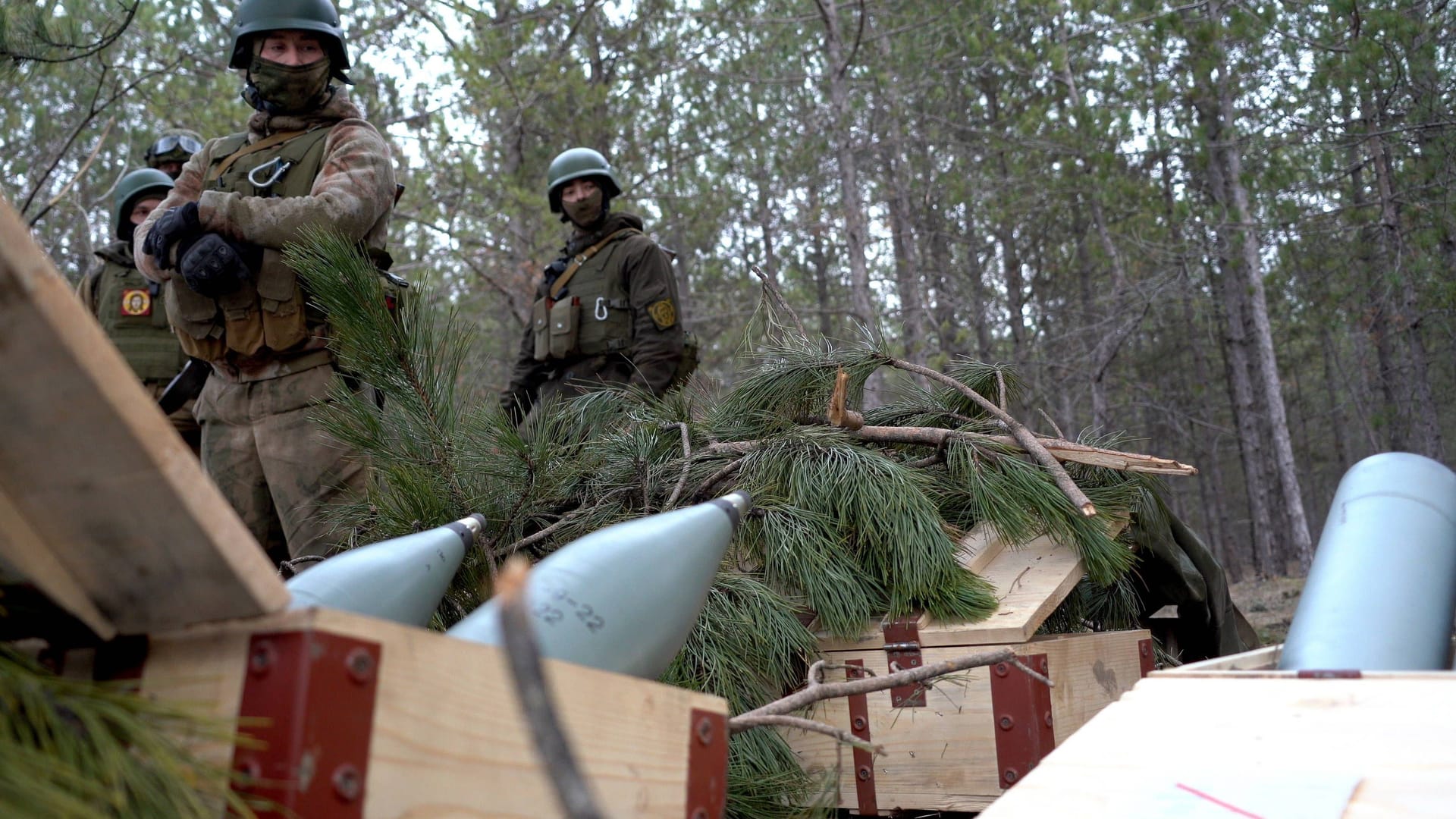 Russische Soldaten in der Ukraine: Der Krieg in der Ukraine untergrabe "die politischen und wirtschaftlichen Grundlagen des Regimes", erklärt der litauische Geheimdienst.