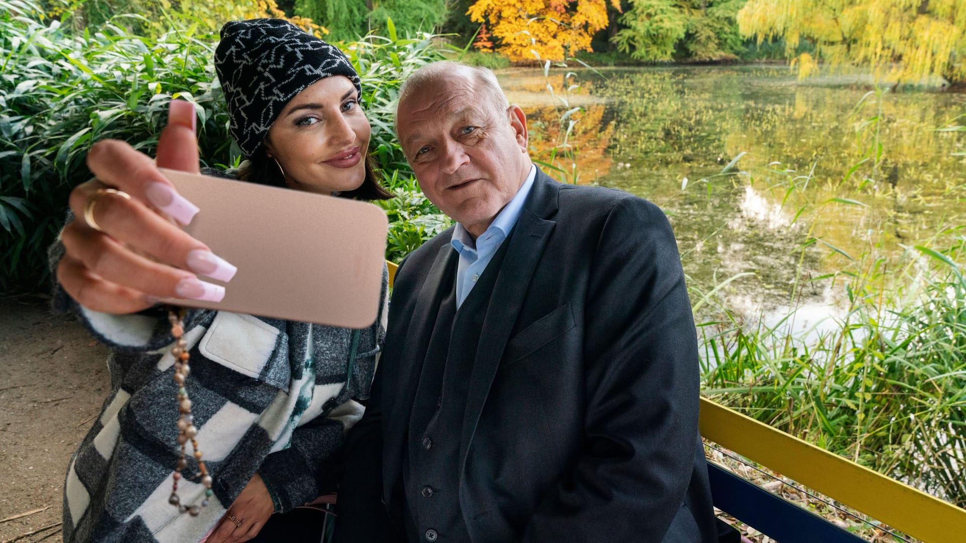 Johanna Ingelfinger und Leonard Lansink standen gemeinsam für Wilsberg vor der Kamera.