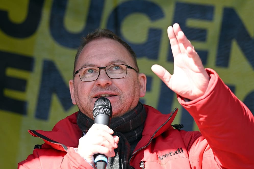 Frank Werneke: Der Verdi-Vorsitzende droht mit einer Urabstimmung über den Streik im öffentlichen Dienst.