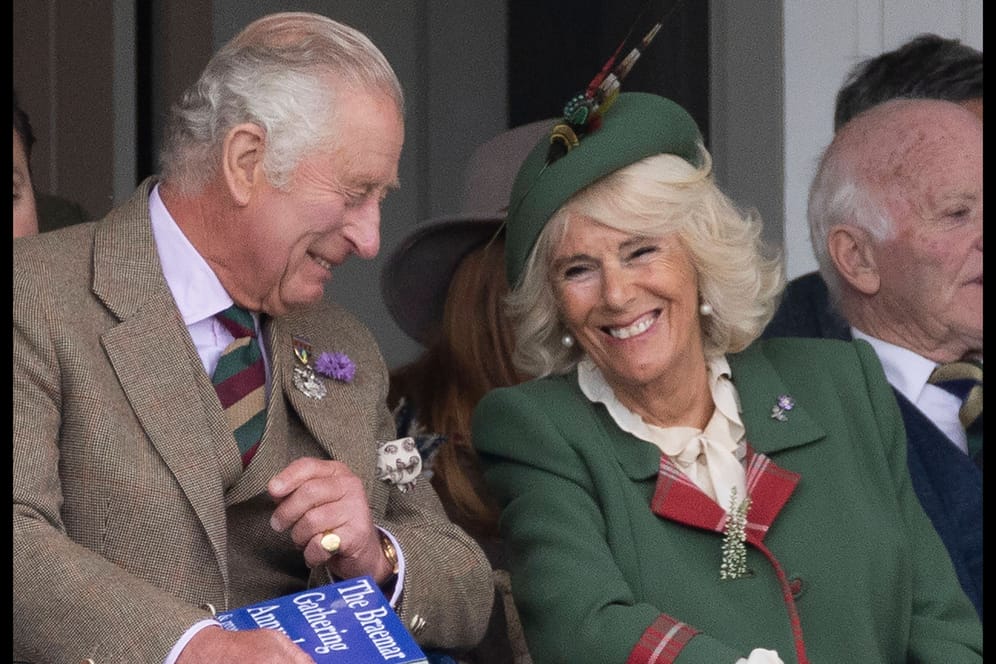 König Charles und Königin-Gemahlin Camilla (Archivbild): Am Donnerstag haben sie verschiedene Tagesplanungen.