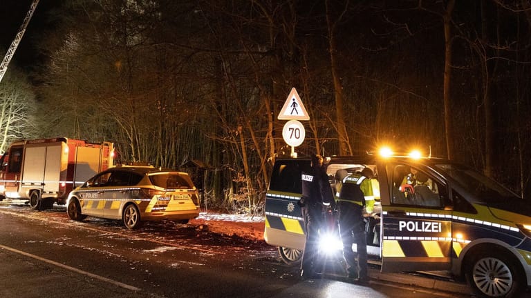 Freudenberg (Nordrhein-Westfalen): Polizei und Rettungsdienste suchen ein vermisstes 12-jähriges Mädchen.