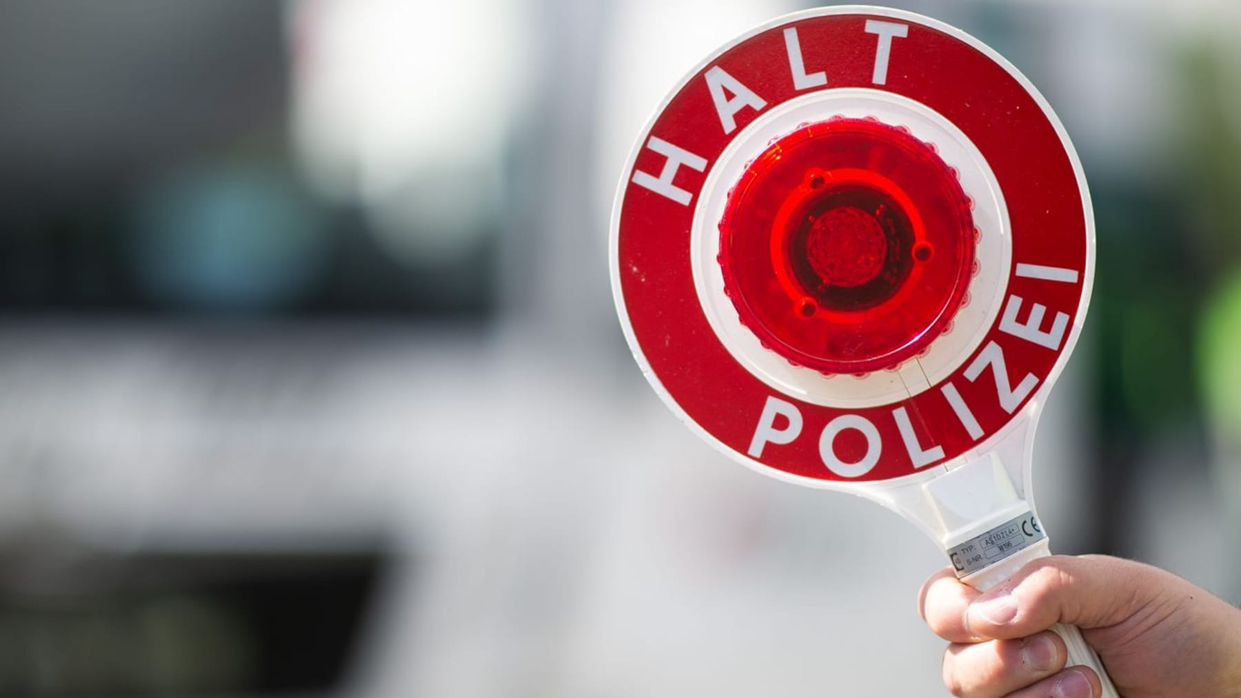 Bösdorf: Polizei stoppt Auto mit Jugendlichem am Steuer