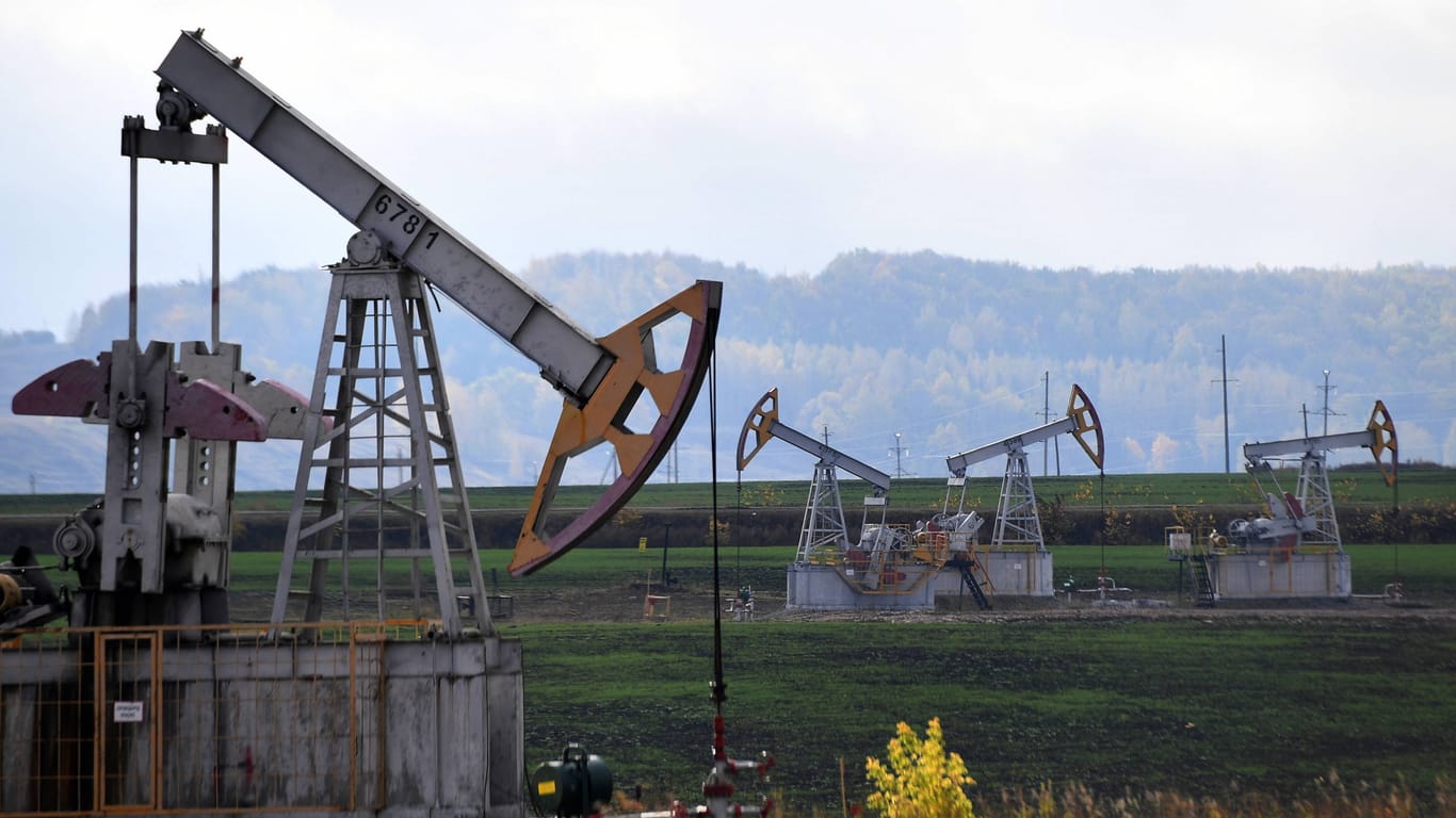 Ölförderung: Die Preise für den Rohstoff legen wieder etwas zu.