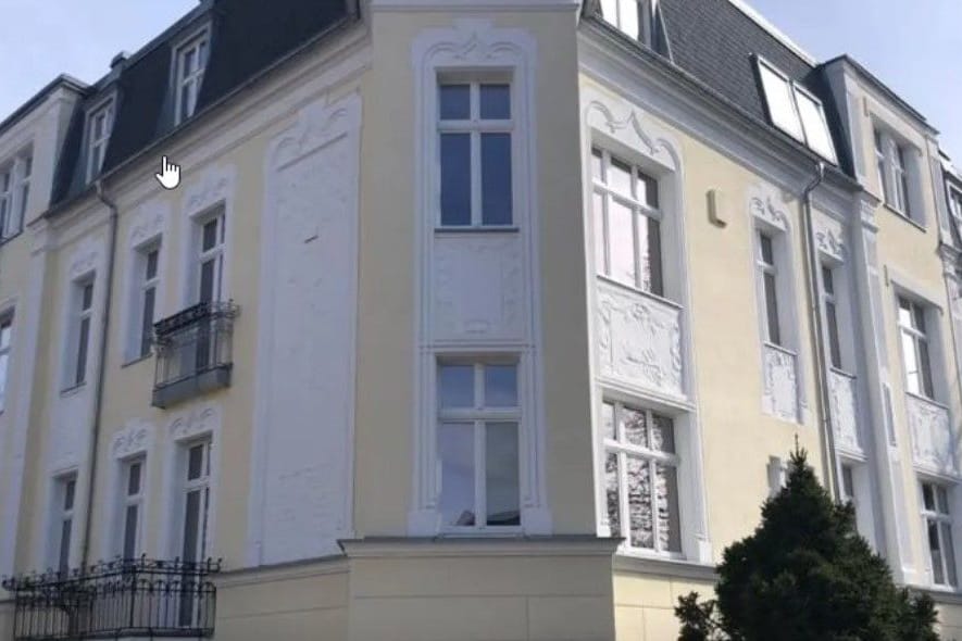 Das Haus in der Moltkestraße: Hier werden nun Luxus-Apartments angeboten.