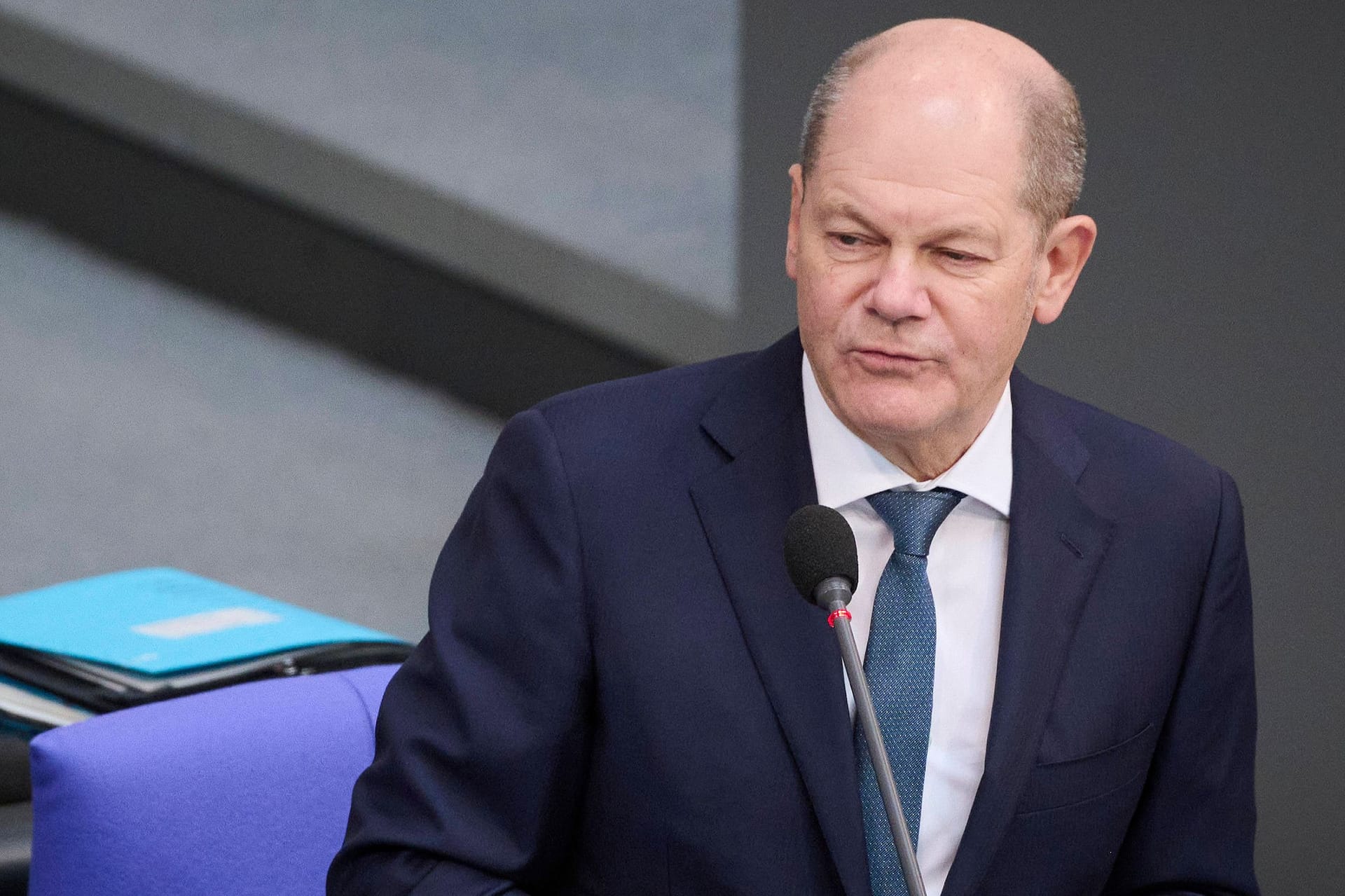 Olaf Scholz: Der Bundeskanzler stellt sich den Fragen der Abgeordneten.