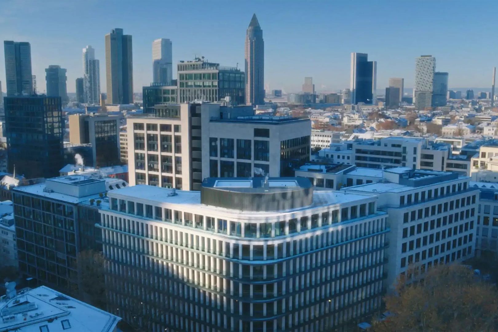 Offene Immobilienfonds können Ihrem Portfolio Stabilität bieten, besonders wenn er in innovative Immobilienkonzepte investiert.