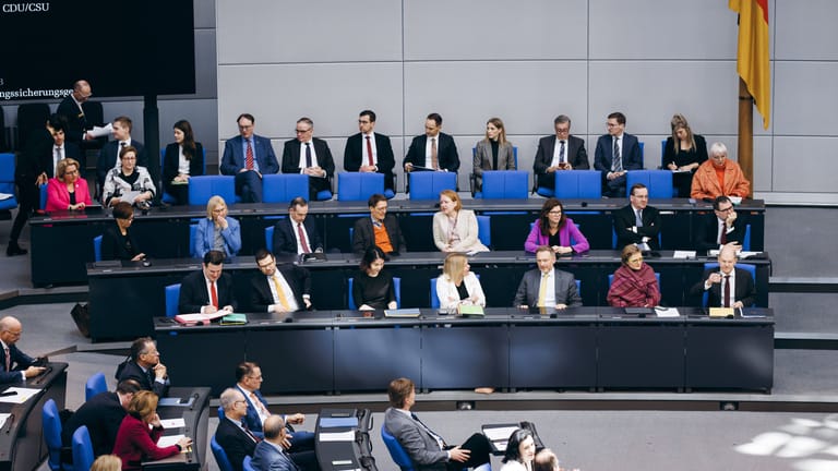 Deutscher Bundestag in Berlin: Der Bundestag soll verkleinert werden.