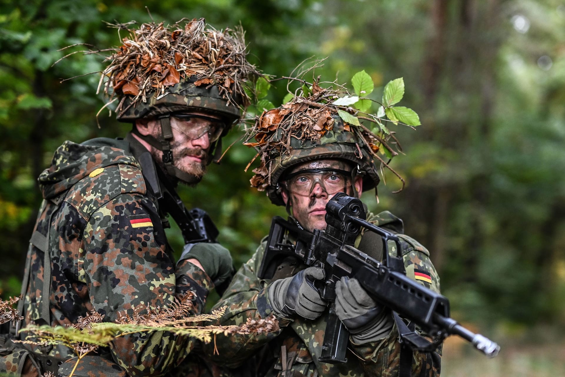 Bundeswehr-Reservisten bei einer Übung: Der Reservistenverband fordert eine Wehrpflicht. (Symbolbild)