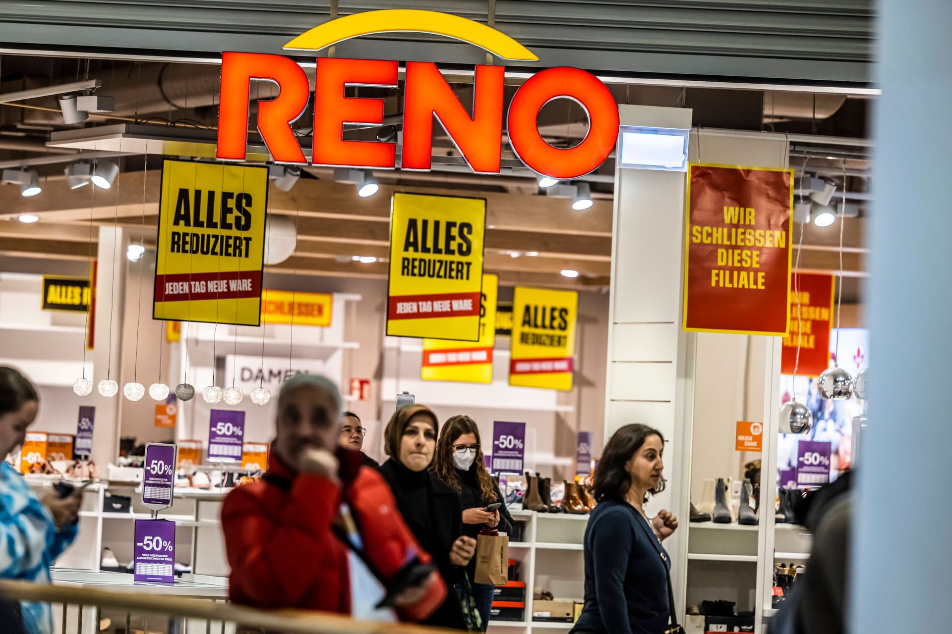 Reno-Fiale in Stuttgart (Archivbild): Rund 1.000 Mitarbeitende sind von der Insolvenz betroffen.