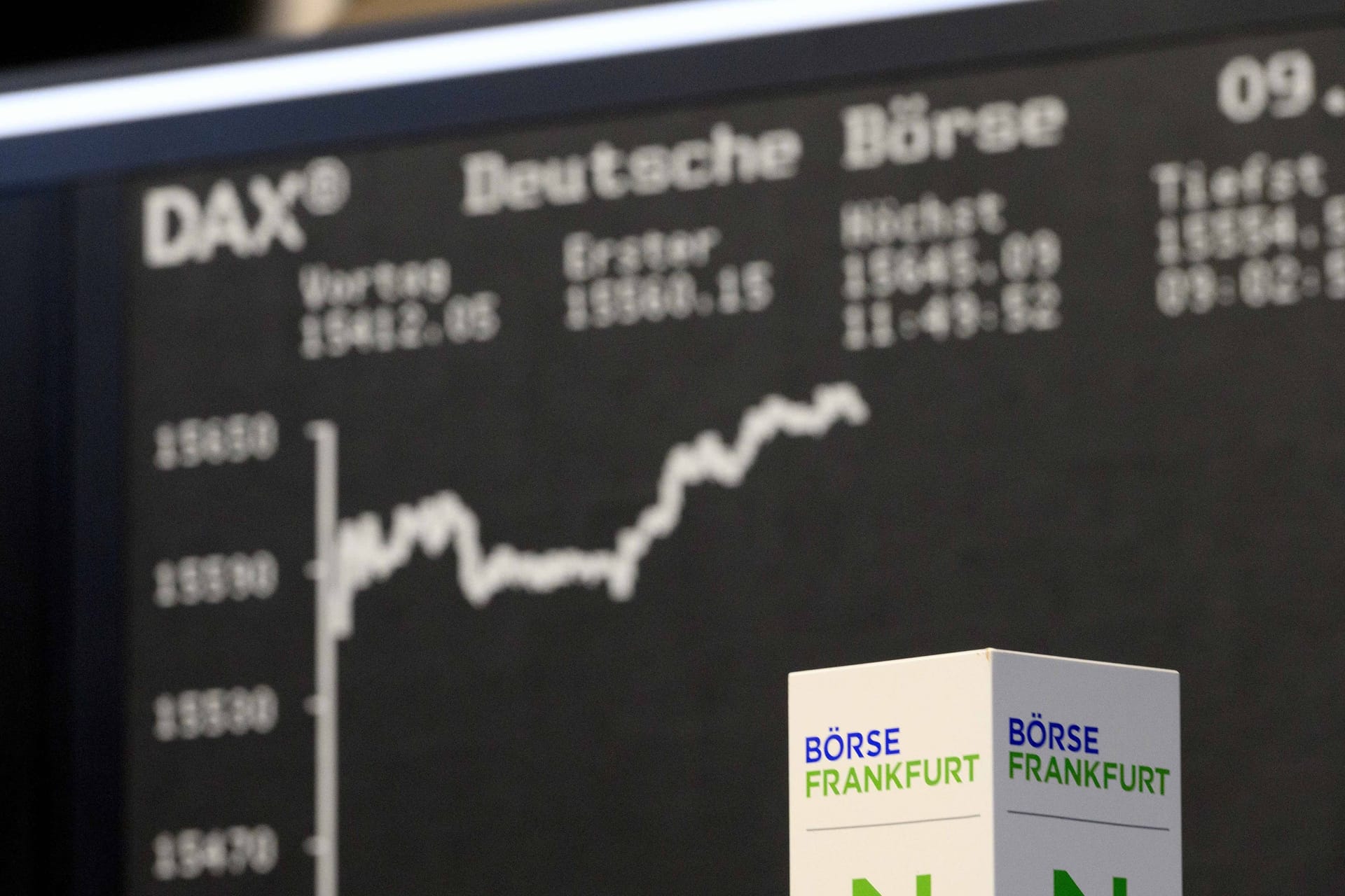 Blick in den Handelssaal der Frankfurter Börse: