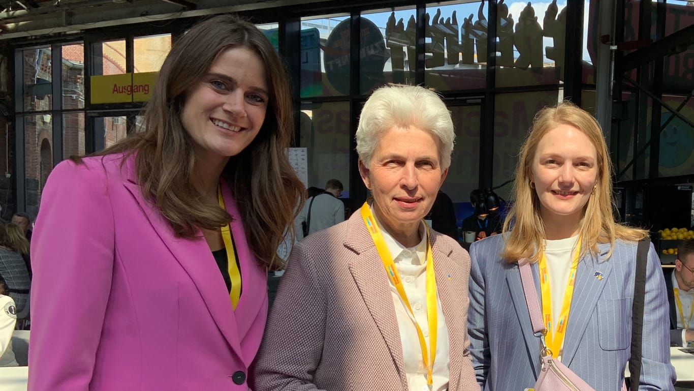 FDP-Frauen für den Wandel: Susanne Seehofer, Marie-Agnes Strack-Zimmermann und Ria Schröder.