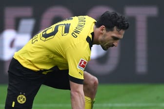 Mats Hummels: Der BVB-Verteidiger musste gegen Stuttgart mit Kreislaufproblemen vom Platz.