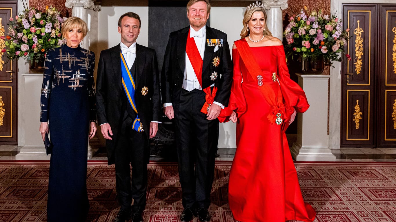 Brigitte und Emmanuel Macron mit dem Königspaar beim Staatsbankett