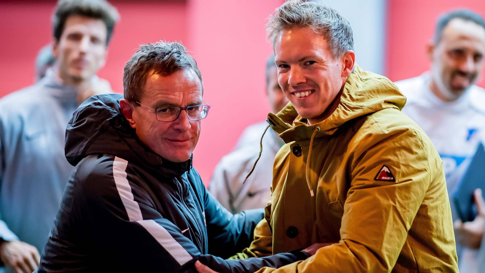 Ralf Rangnick und Julian Nagelsmann (r.): Beide kennen sich aus Zeiten bei RB Leipzig.