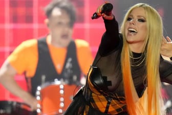 Avril Lavigne bei einem Konzert 2022 in Toronto.