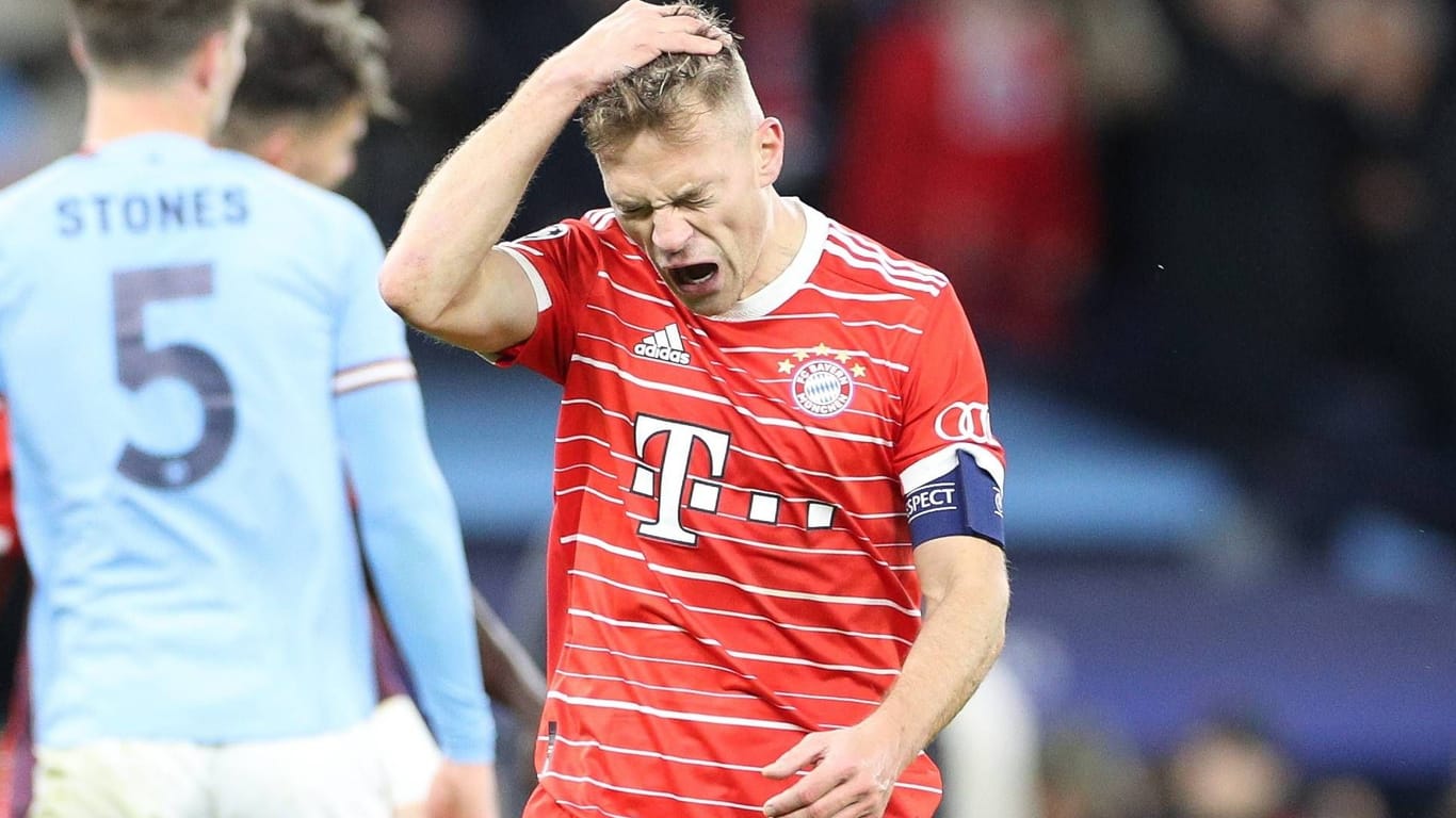 Verzweifelt: Bayern-Kapitän Joshua Kimmich in der Partie bei Manchester City.