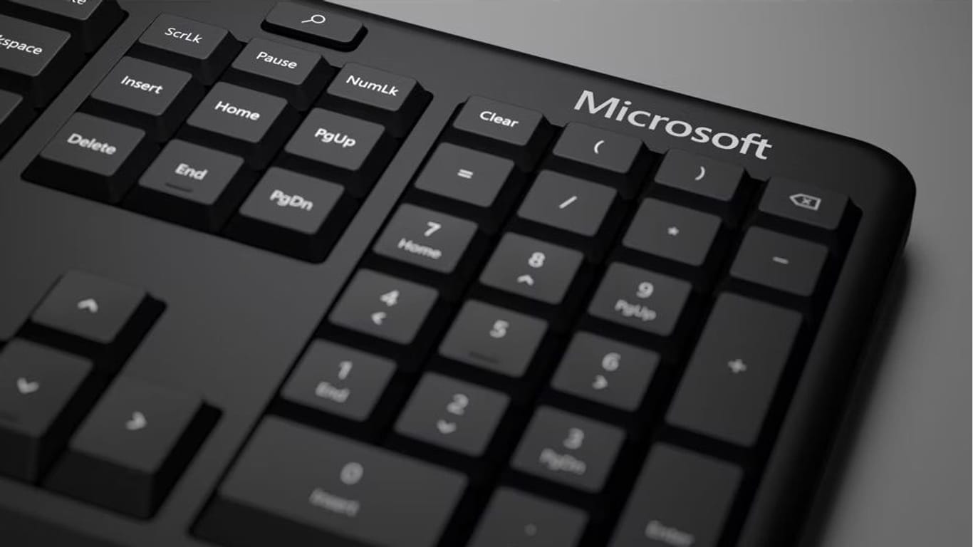 Microsofts ergonomische Tastatur: Das Unternehmen will künftig kein Zubehör mehr unter dem Namen "Microsoft" produzieren.