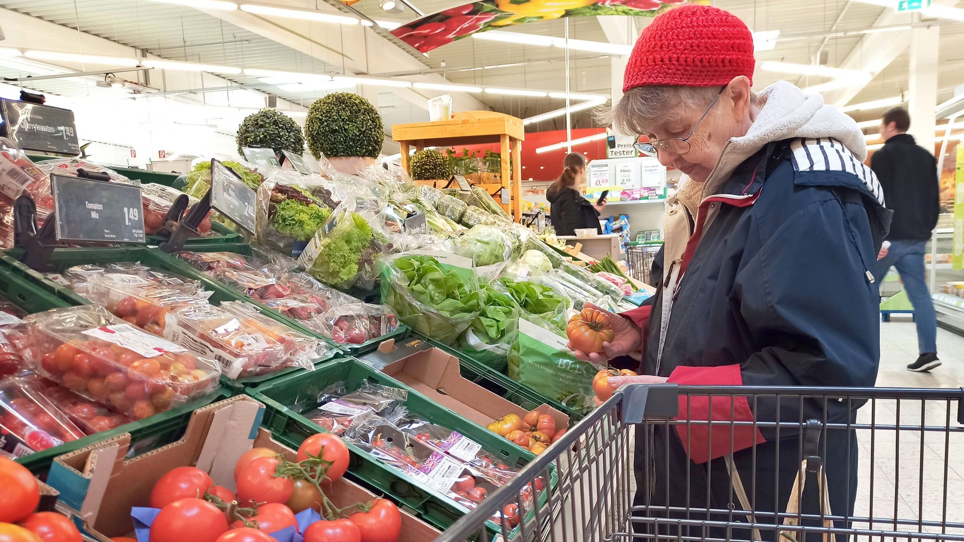 Einkauf in einem Supermarkt (Symbolbild):