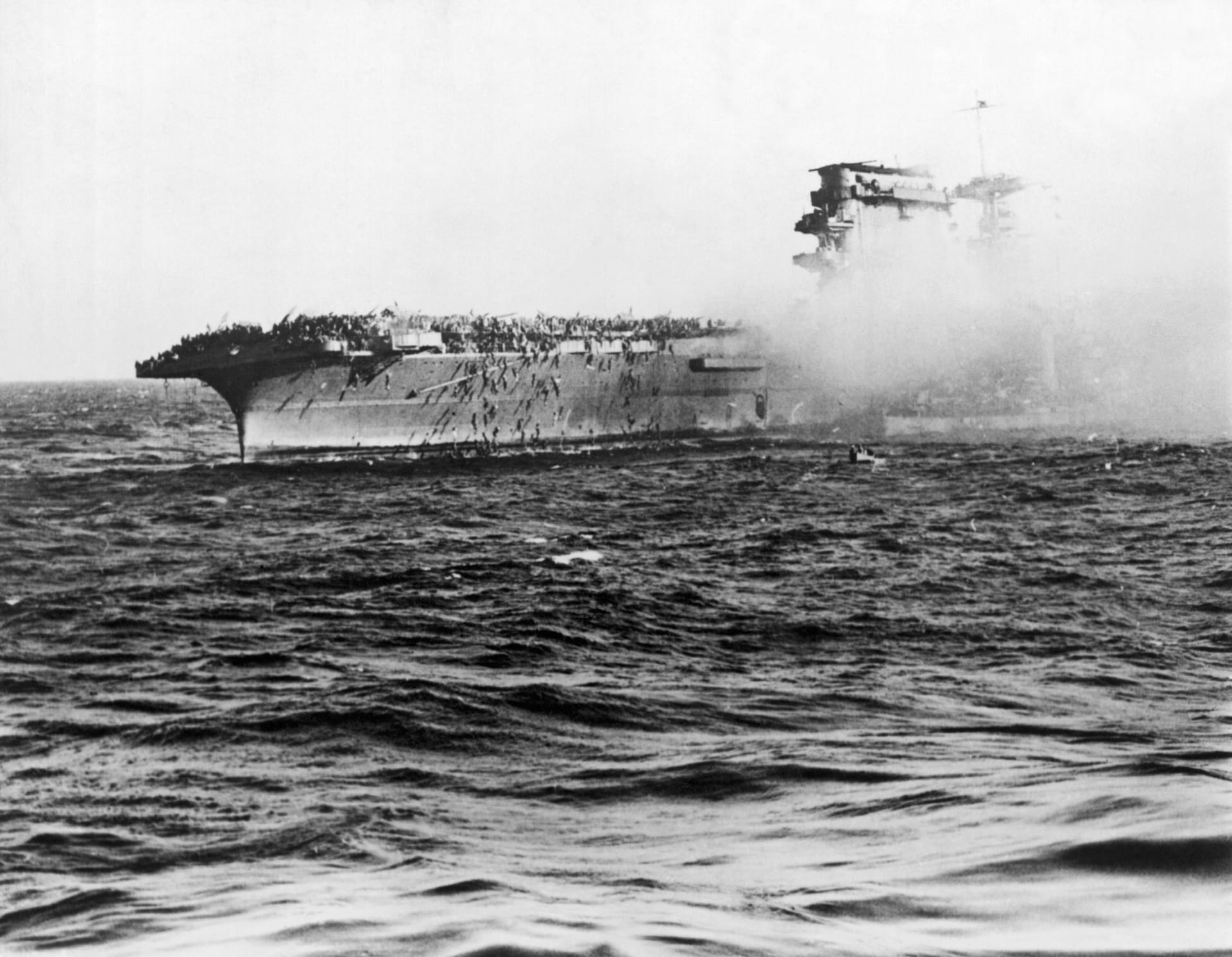 1942: Die erste große Schlacht der Flugzeugträger