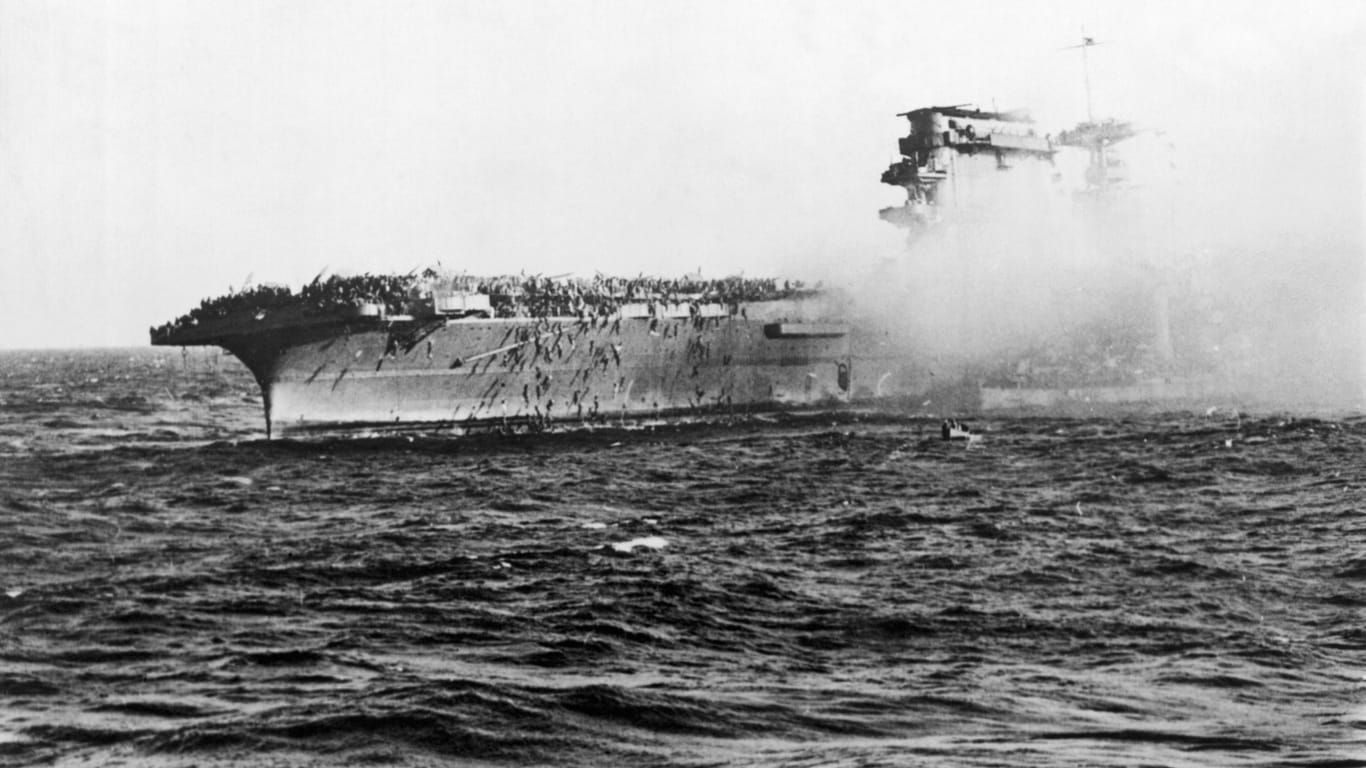 1942: Die erste große Schlacht der Flugzeugträger