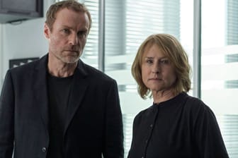Robert Karow (Mark Waschke) und Susanne Bonard (Corinna Harfouch) ermitteln im Berliner "Tatort".