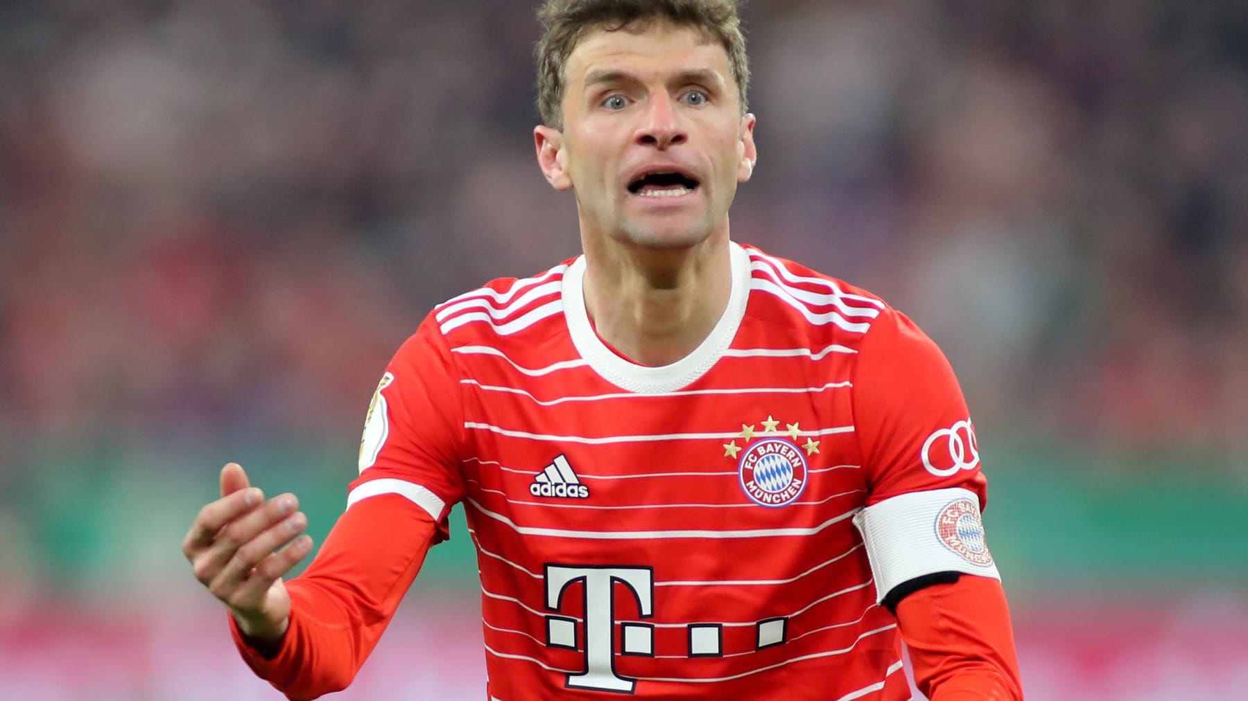 DFB-Pokal Thomas Müller reagiert nach der Bayern-Niederlage patzig
