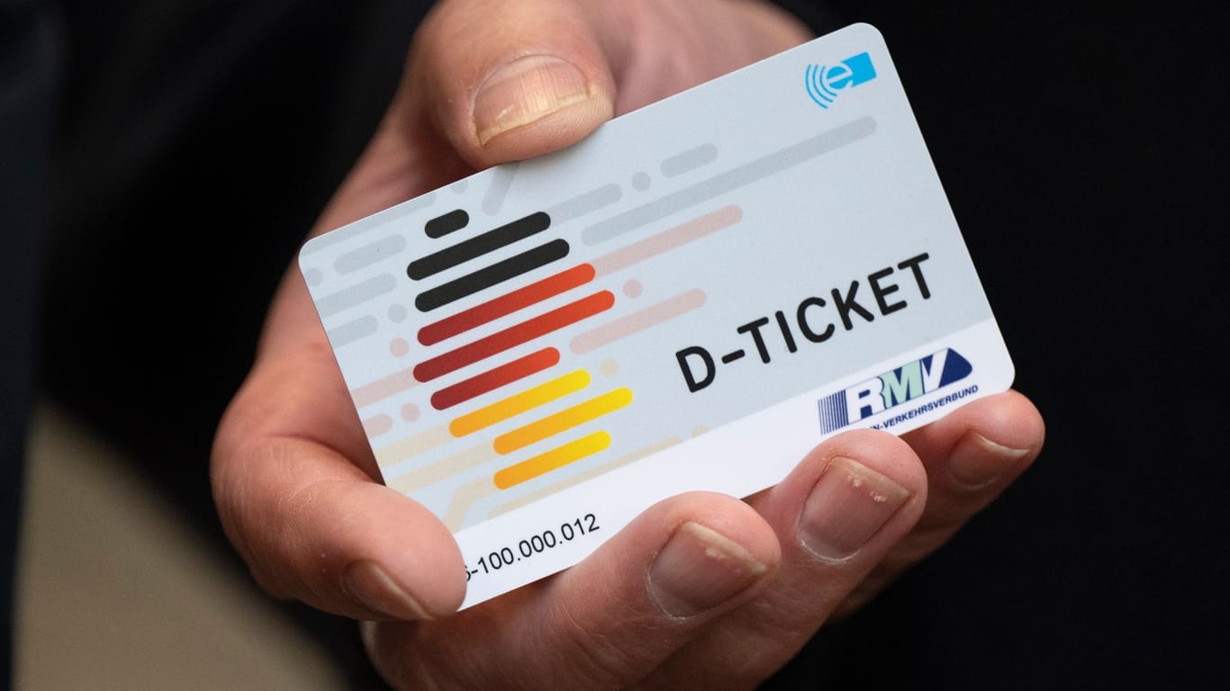 Ein „D-Ticket“ im Chipkartenformat: Der Großraumverkehr Hannover musste den Vorverkauf stoppen.