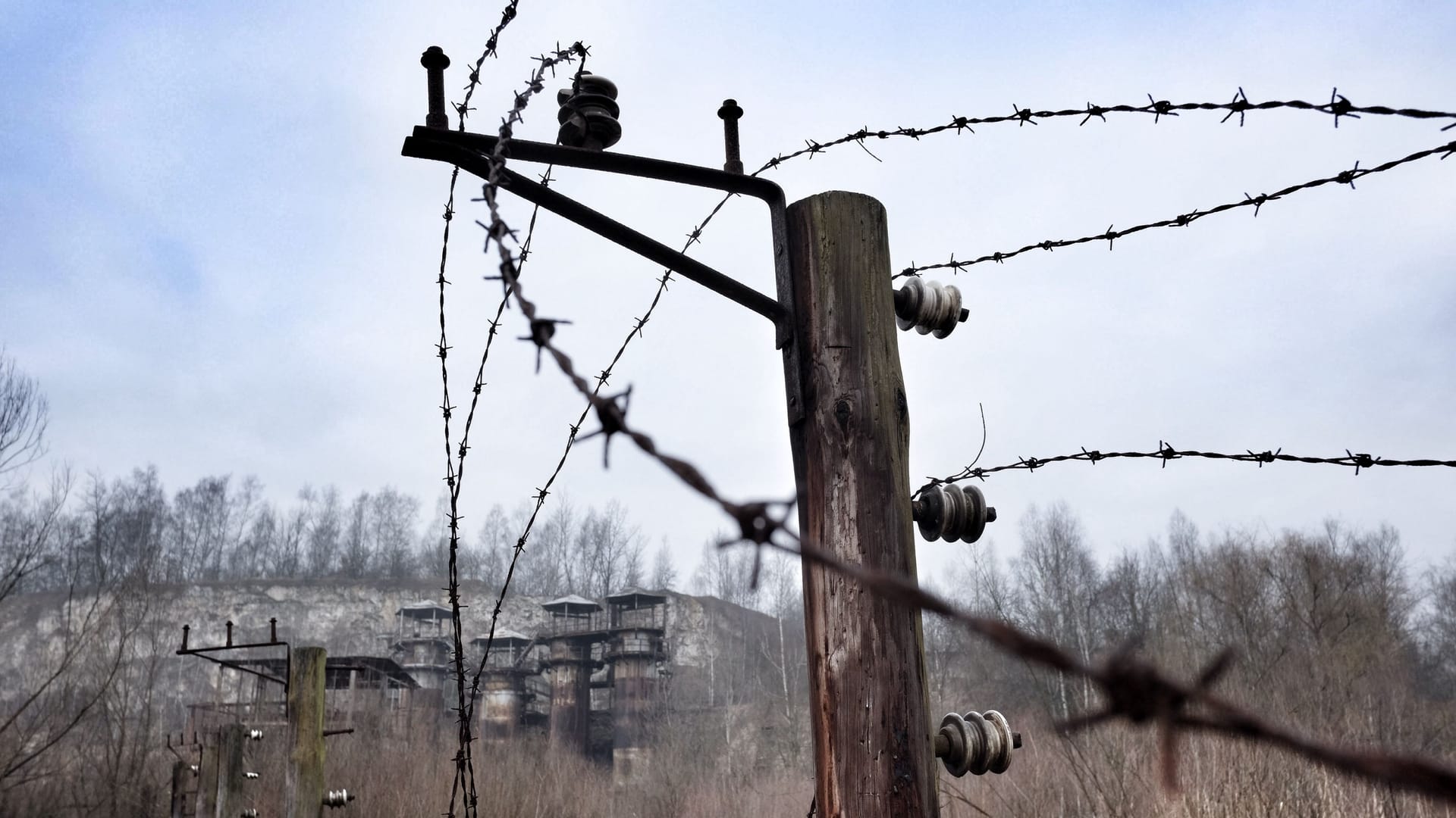 Überreste des für den Film "Schindlers Liste" "rekonstruierten" KZ Płaszów: Josef Lewkowicz überlebte sechs deutsche Konzentrationslager.