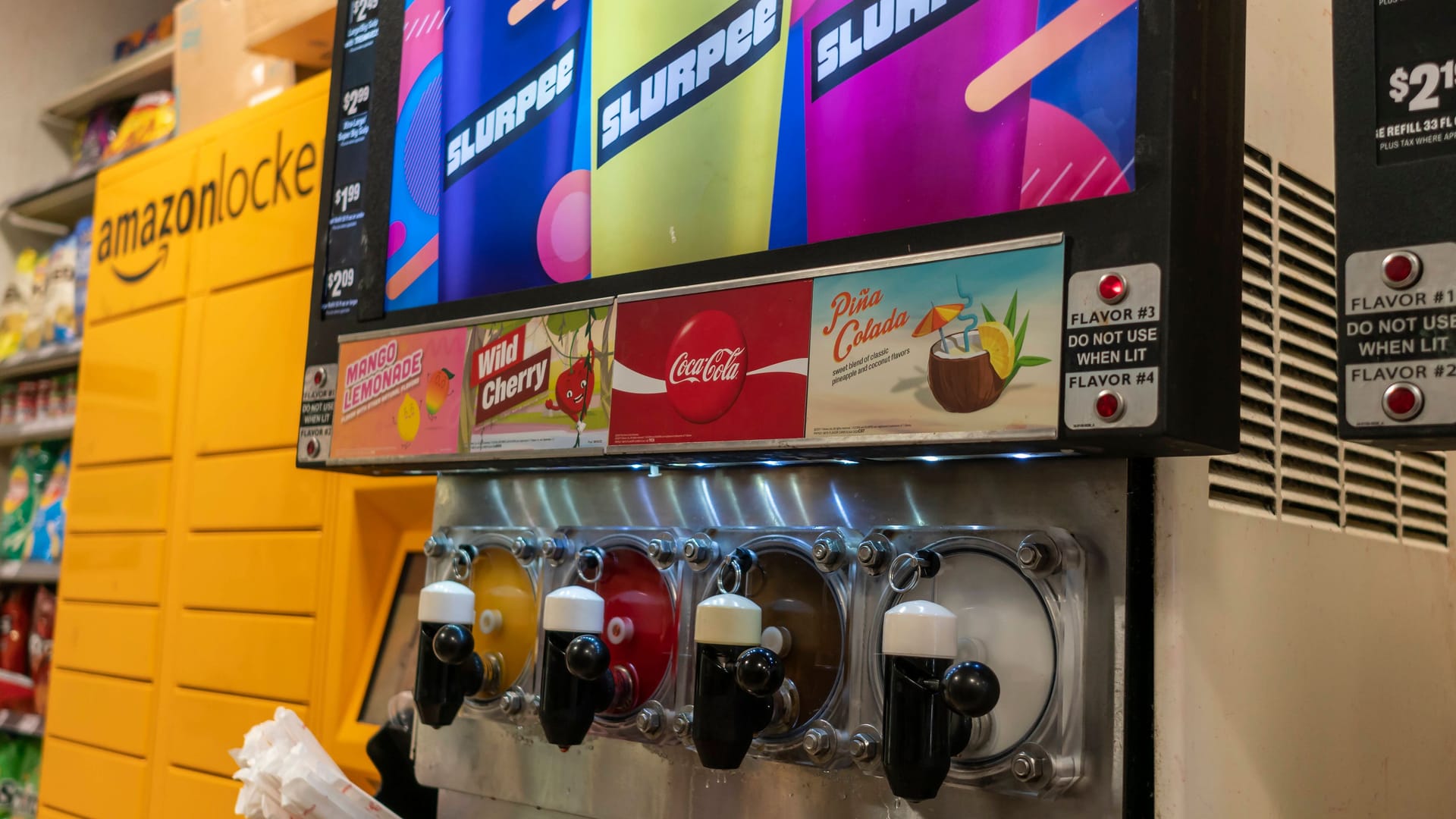 Ikonischer Getränkeautomat eines 7-Eleven-Supermarkts in New York (Archivbild).