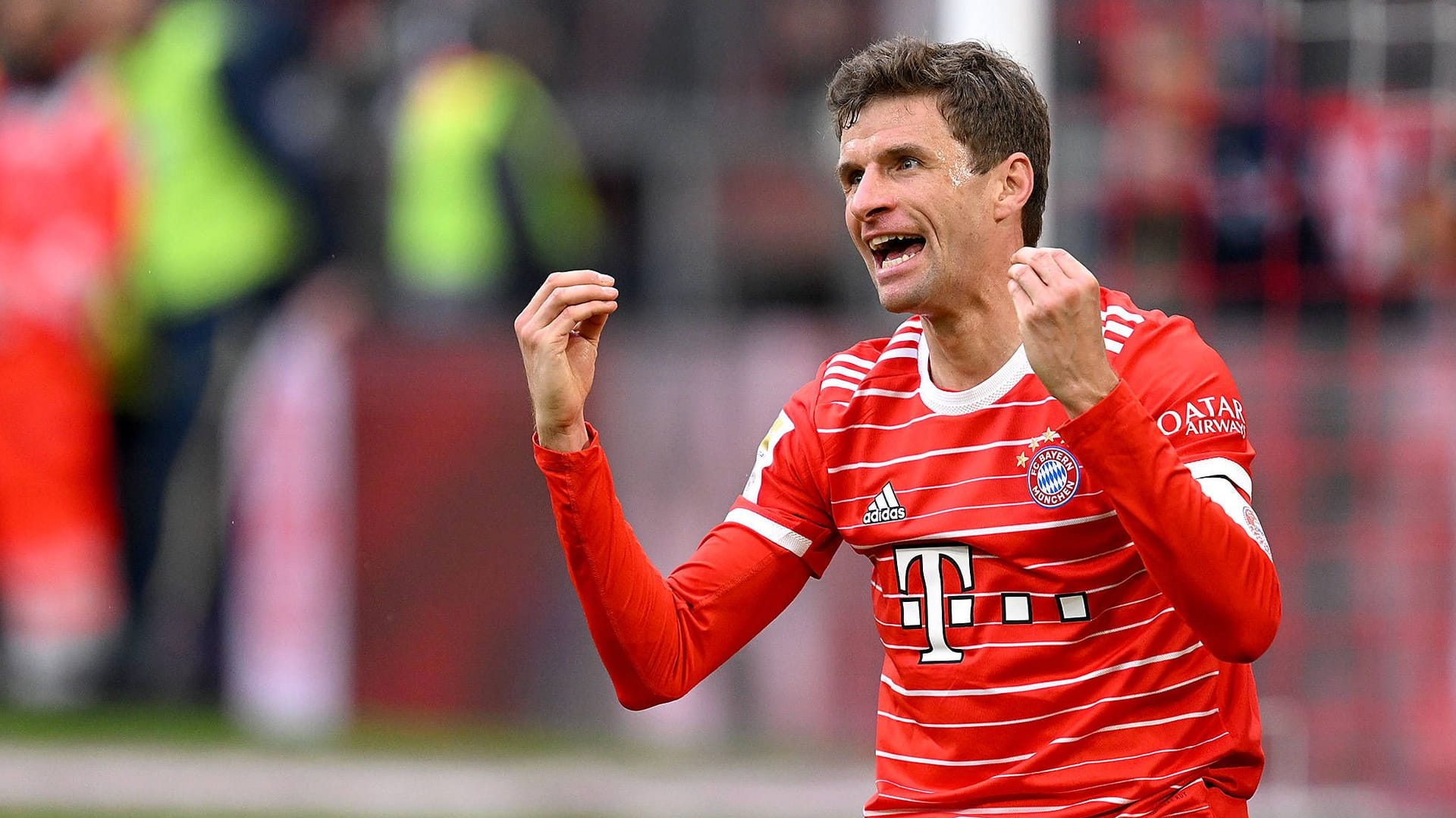 Thomas Müller ist ratlos: Gegen Hoffenheim präsentierten sich die Bayern wieder schwach.