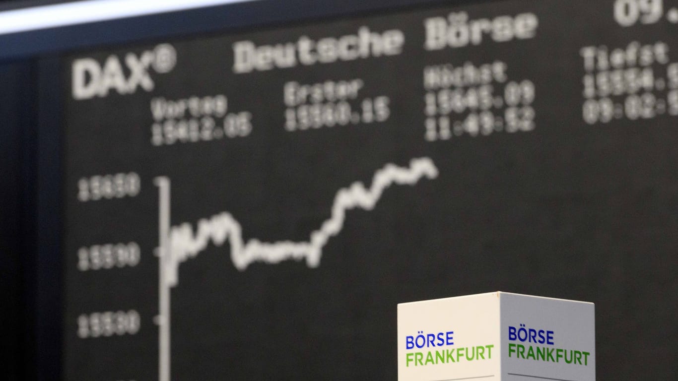 Frankfurter Börse (Archivbild): Der Dax erreichte nach 14 Monaten ein Rekordhoch.