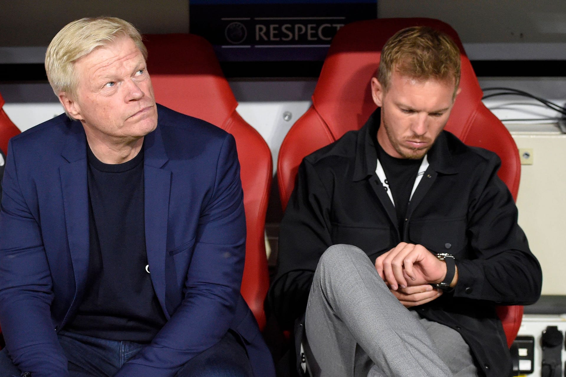 Oliver Kahn und Julian Nagelsmann (r.): Die Bayern-Bosse sahen in dem 35-Jährigen offenbar schon vor dessen Entlassung längst kein Langzeitprojekt mehr.