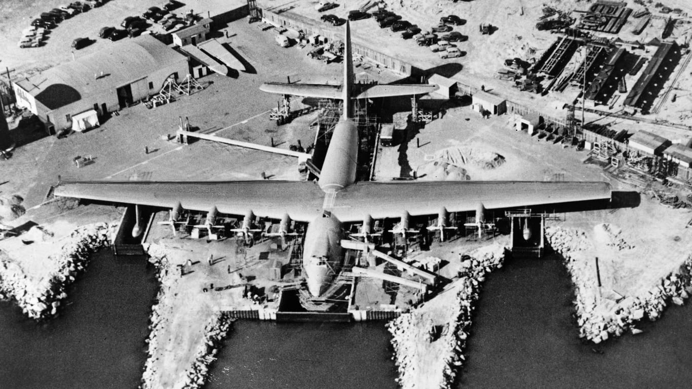 1947: Das größte Flugzeug der Welt