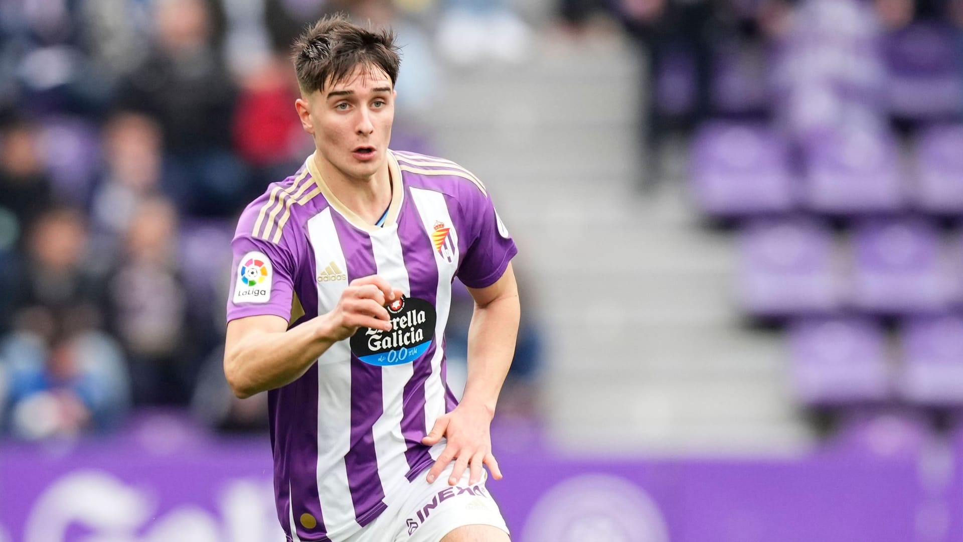 Ivan Fresneda: Der Rechtsverteidiger von Real Valladolid weckt das Interesse mehrerer Klubs.