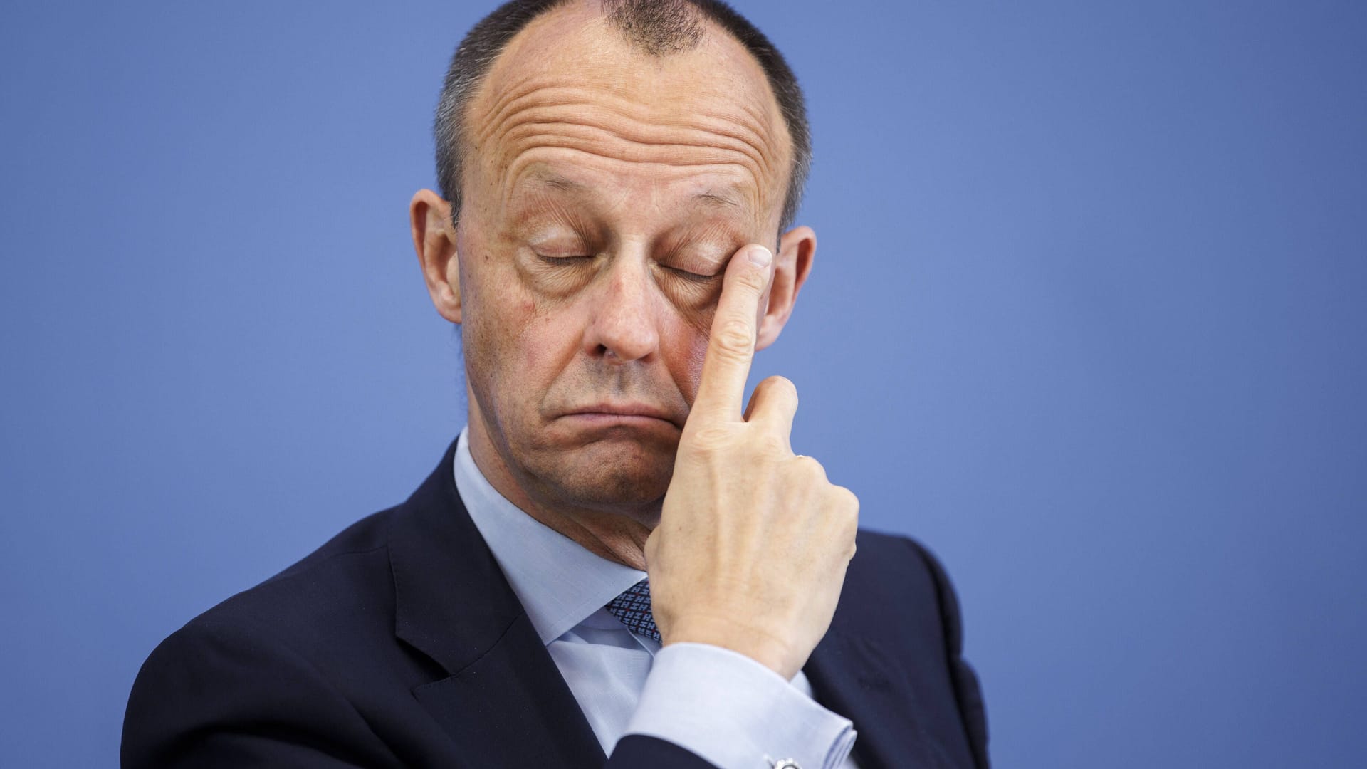 Friedrich Merz: Der CDU-Chef genießt in einer aktuellen Umfrage wenig Vertrauen als möglicher Kanzlerkandidat. Friedrich Merz: Der CDU-Chef genießt in einer aktuellen Umfrage wenig Vertrauen als möglicher Kanzlerkandidat.